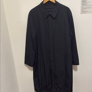 DKNY Mens Black Storm Coat with Zip Out Wool Lining & Many Pockets. Size 42R.